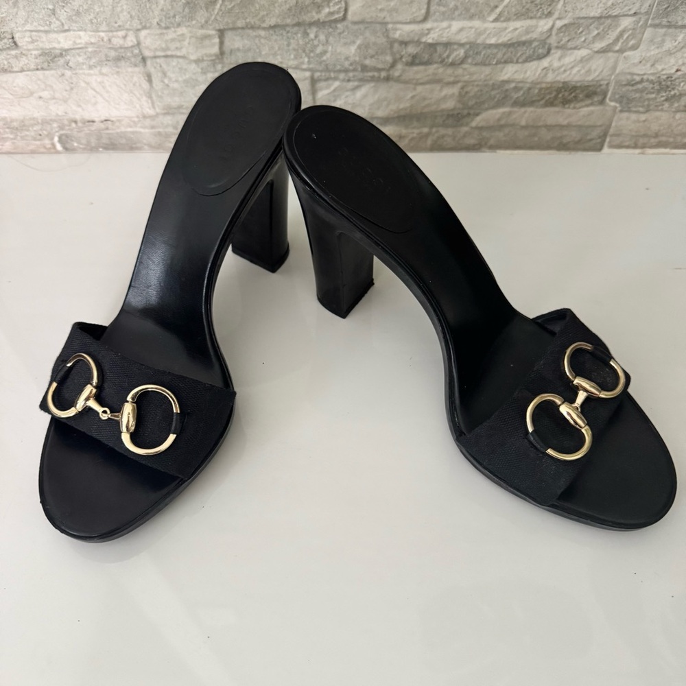 Elegant Black Heeled Sandals